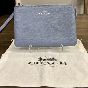 Coach Crossgrain Leather Corner Zip Wristlet in Light Blue